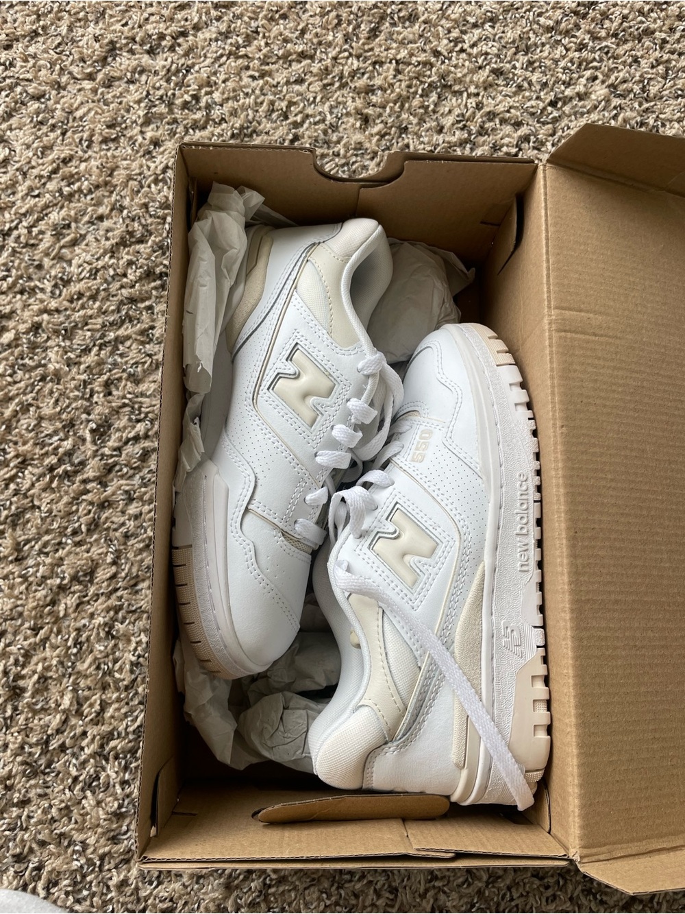 New Balance 550